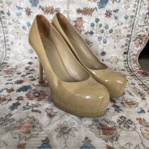 Yves Saint Laurent Tribtoo Tan Patent Heels